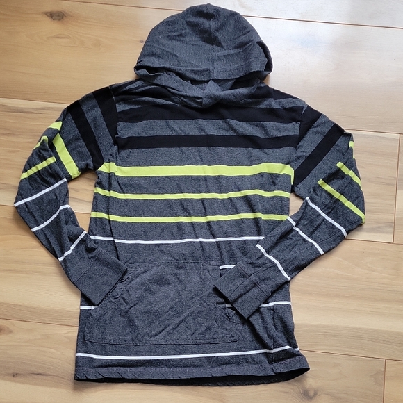 *3/$15* Smith's American Striped Gray and Green Kid's Sweater Size 10/12 - Picture 1 of 6